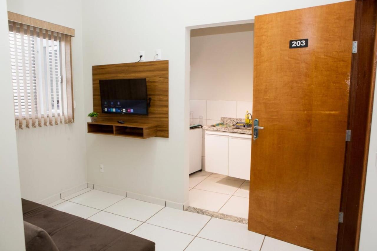 203-FLAT-Espaço,conforto.È disso que você precisa! Anápolis Esterno foto